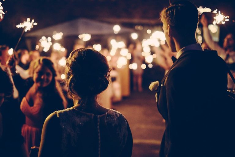 Proč mít na svatbě svatební ohňostroj - náhled